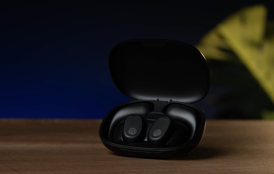 Open-ear headphones are everywhere in 2025, but which ones actually sound good and stay put? We bought 16 pairs—spanning an $11 Amazon bargain to Bose’s $249 flagship—and scored them on comfort, stability, isolation, sound, design, and app perks. Here’s the definitive rundown.